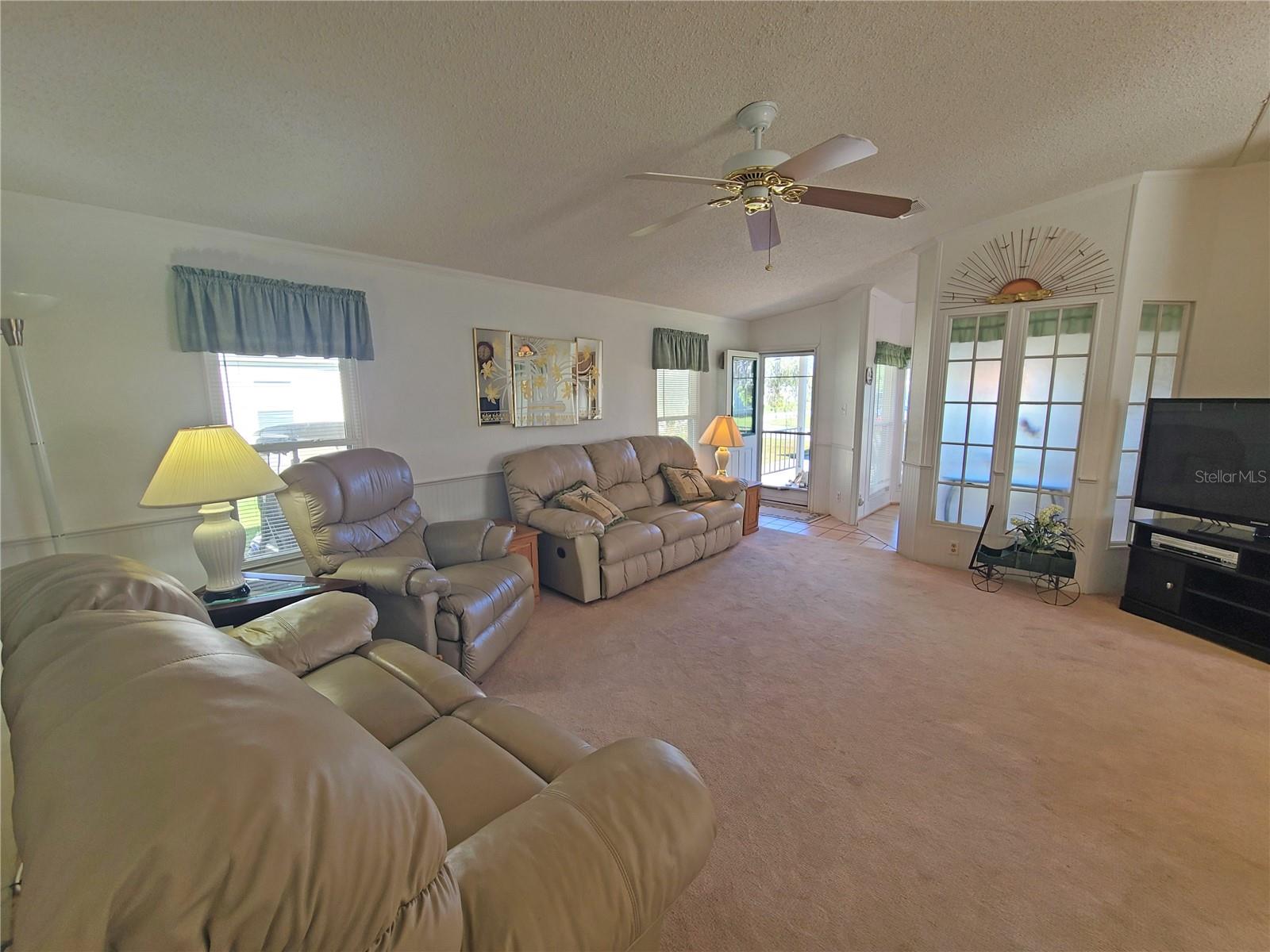 HEARITAGE WOOD N LAKES ESTATES - Residential