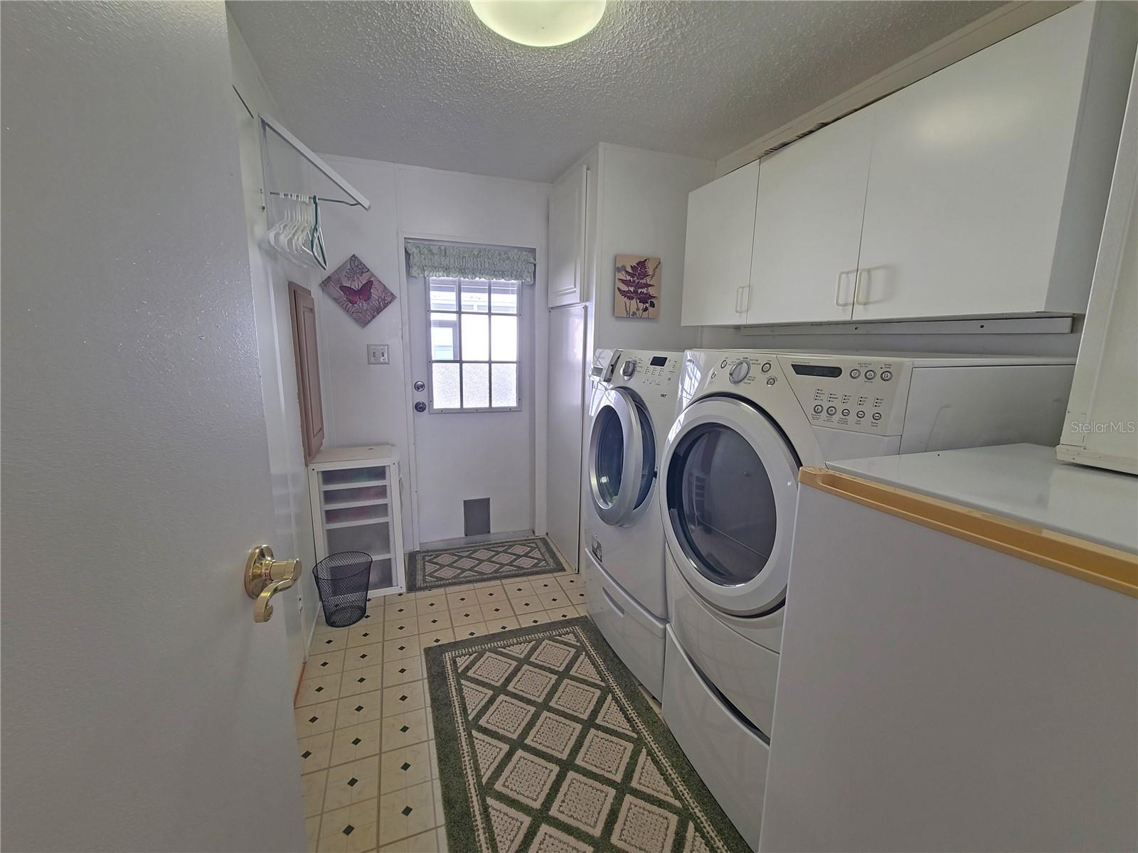 HEARITAGE WOOD N LAKES ESTATES - Residential