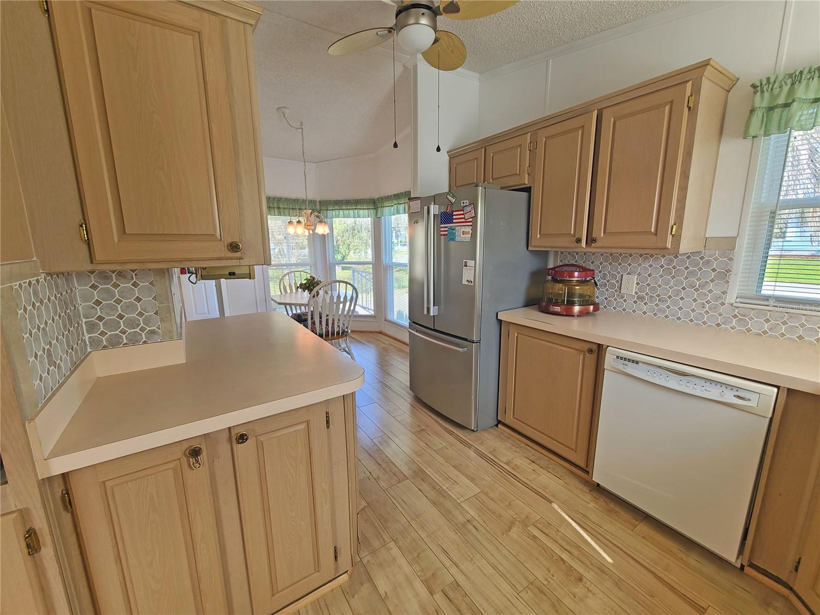 HEARITAGE WOOD N LAKES ESTATES - Residential