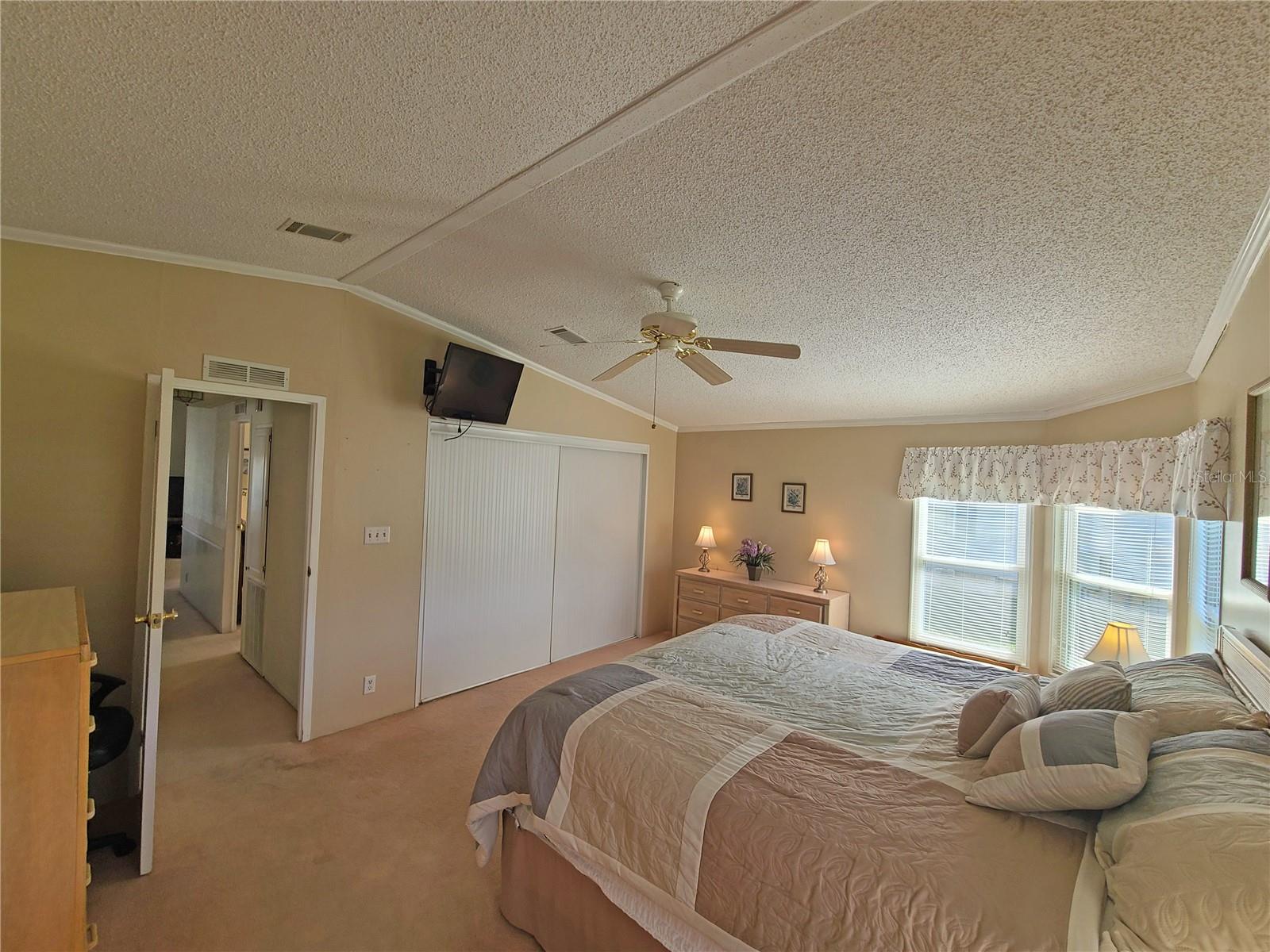 HEARITAGE WOOD N LAKES ESTATES - Residential