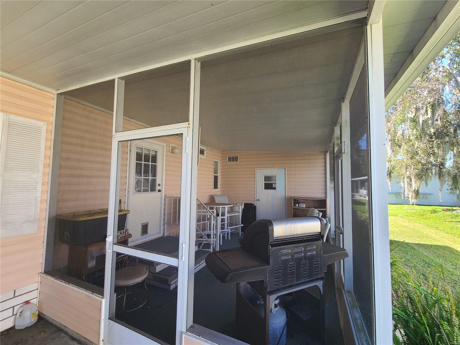 HEARITAGE WOOD N LAKES ESTATES - Residential