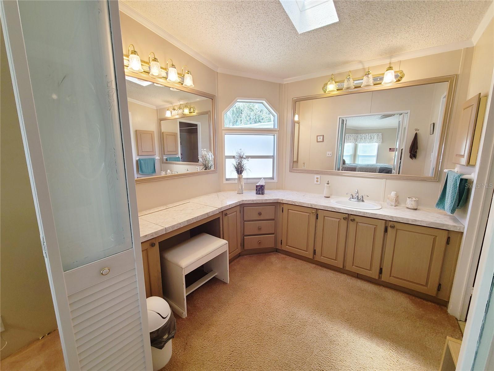 HEARITAGE WOOD N LAKES ESTATES - Residential