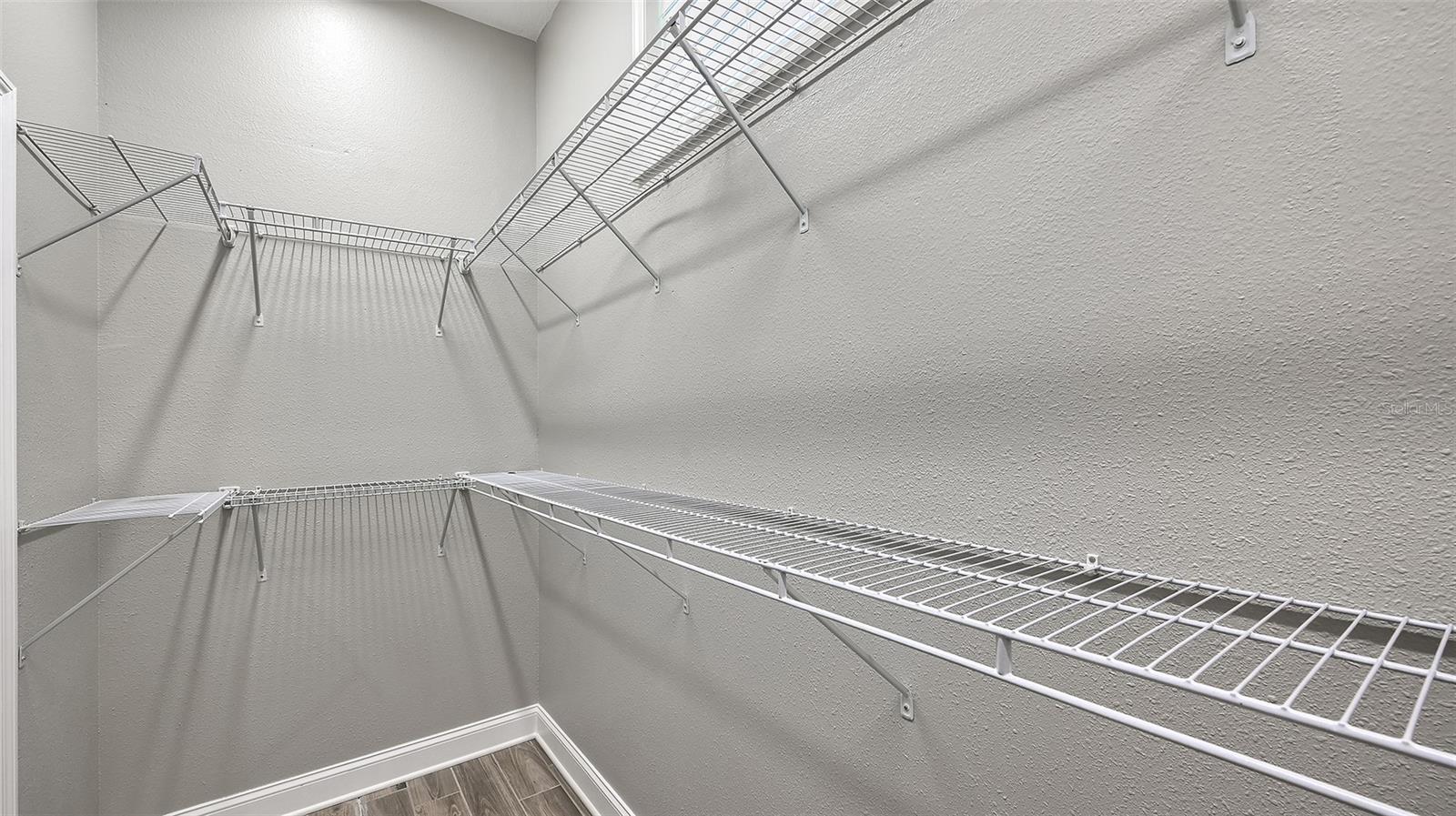 RIVER CLUB SOUTH SUBPHASE I - Residential Lease