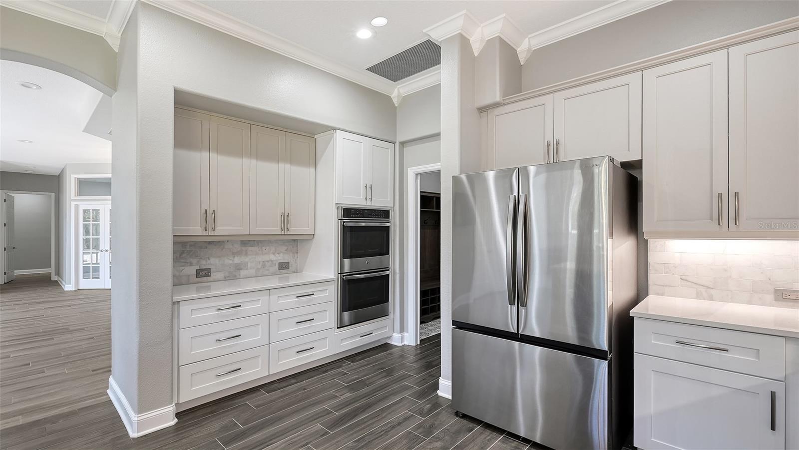 RIVER CLUB SOUTH SUBPHASE I - Residential Lease