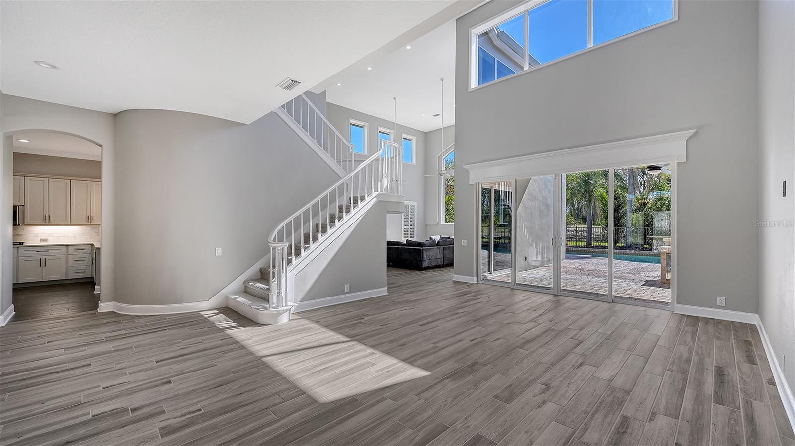 RIVER CLUB SOUTH SUBPHASE I - Residential Lease