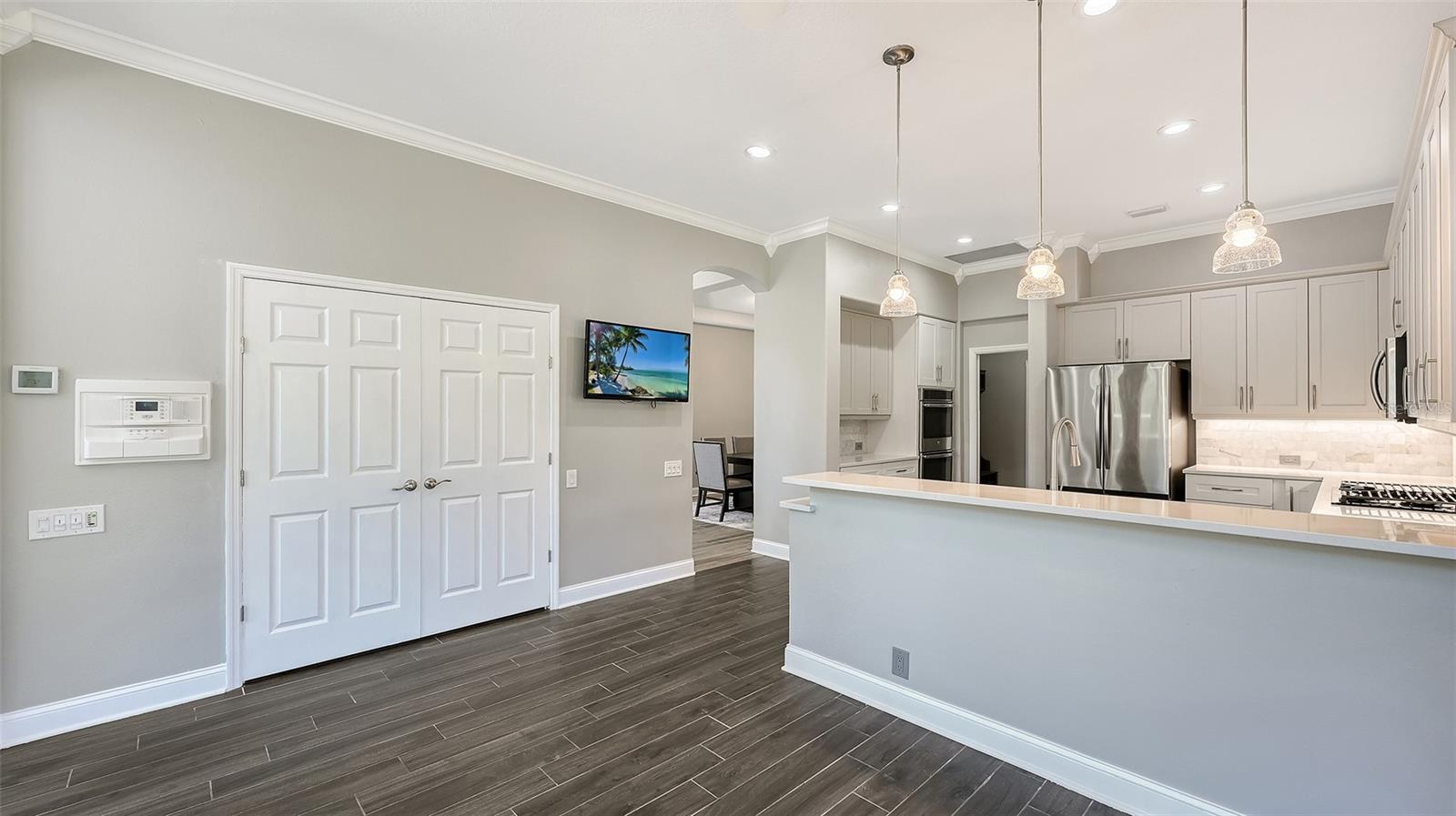 RIVER CLUB SOUTH SUBPHASE I - Residential Lease