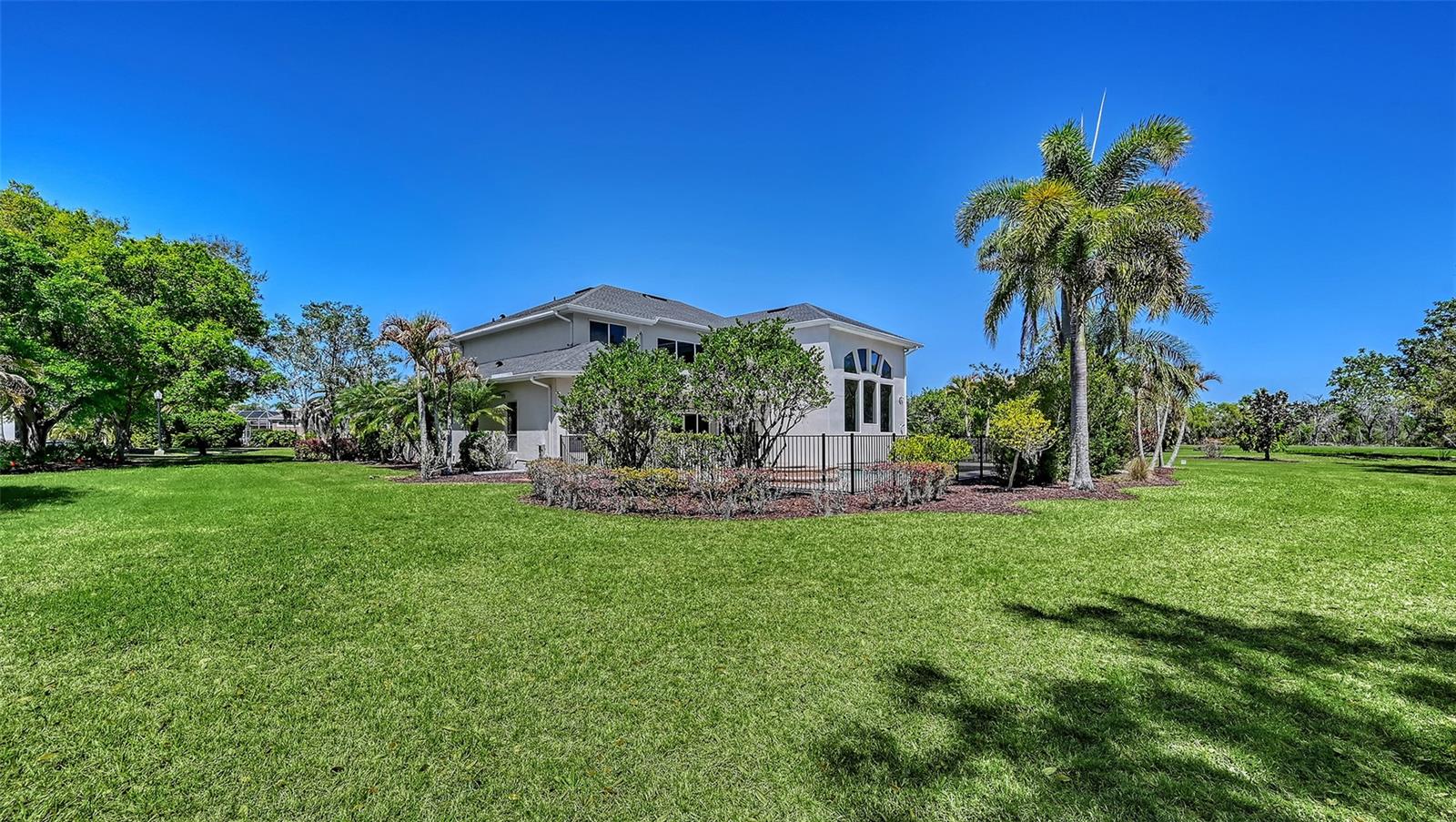 RIVER CLUB SOUTH SUBPHASE I - Residential Lease