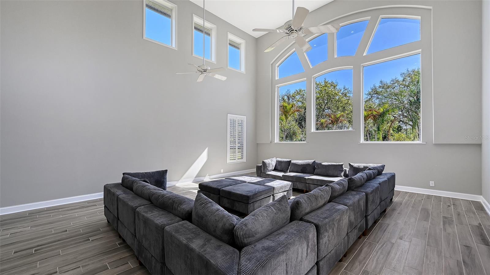 RIVER CLUB SOUTH SUBPHASE I - Residential Lease