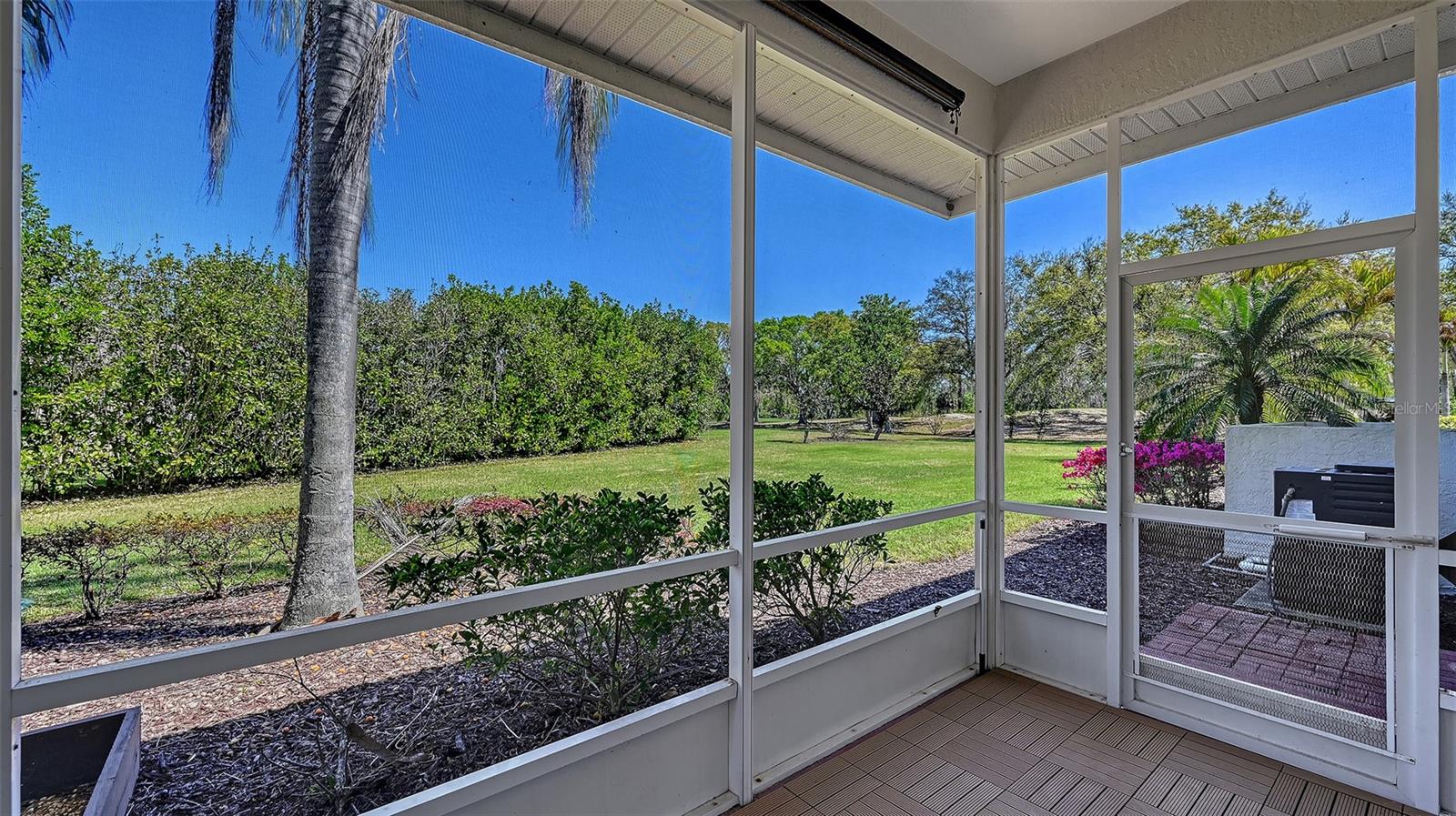 RIVER CLUB SOUTH SUBPHASE I - Residential Lease