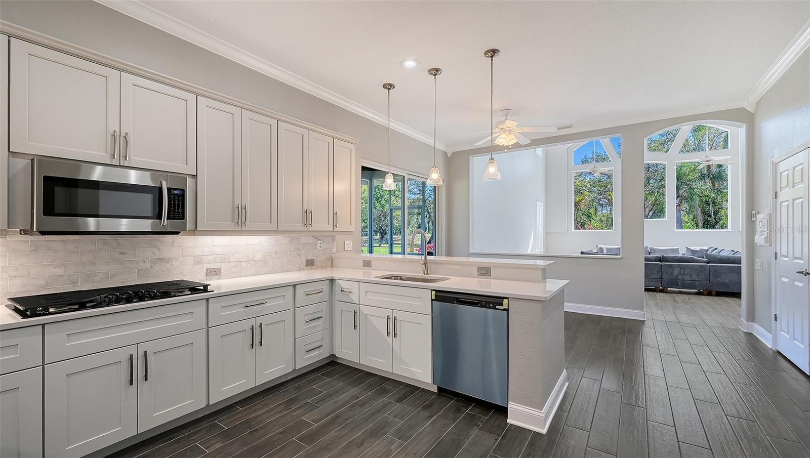 RIVER CLUB SOUTH SUBPHASE I - Residential Lease