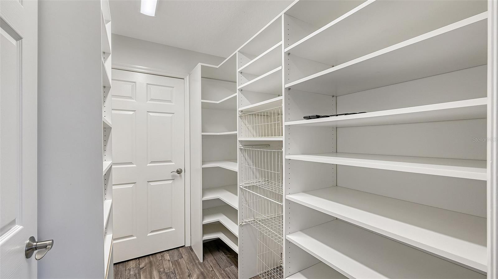 RIVER CLUB SOUTH SUBPHASE I - Residential Lease