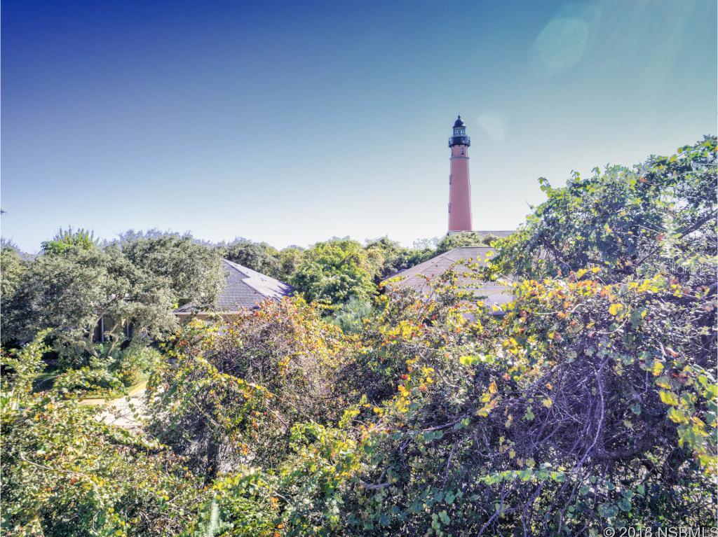 Lighthouse Place - Land