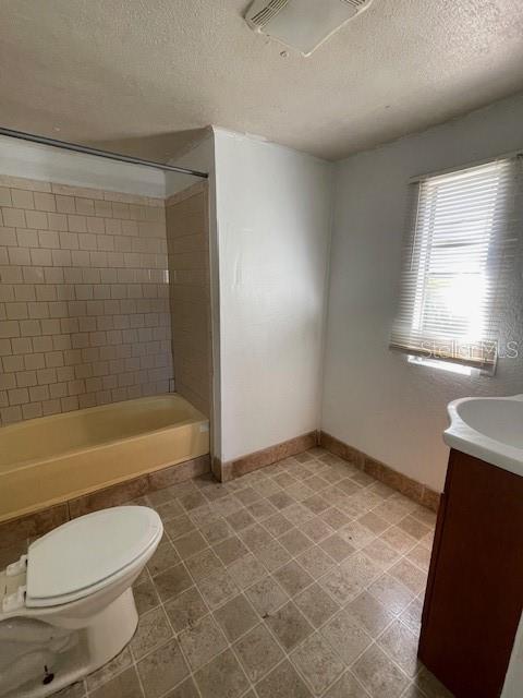 413 4TH STREET
