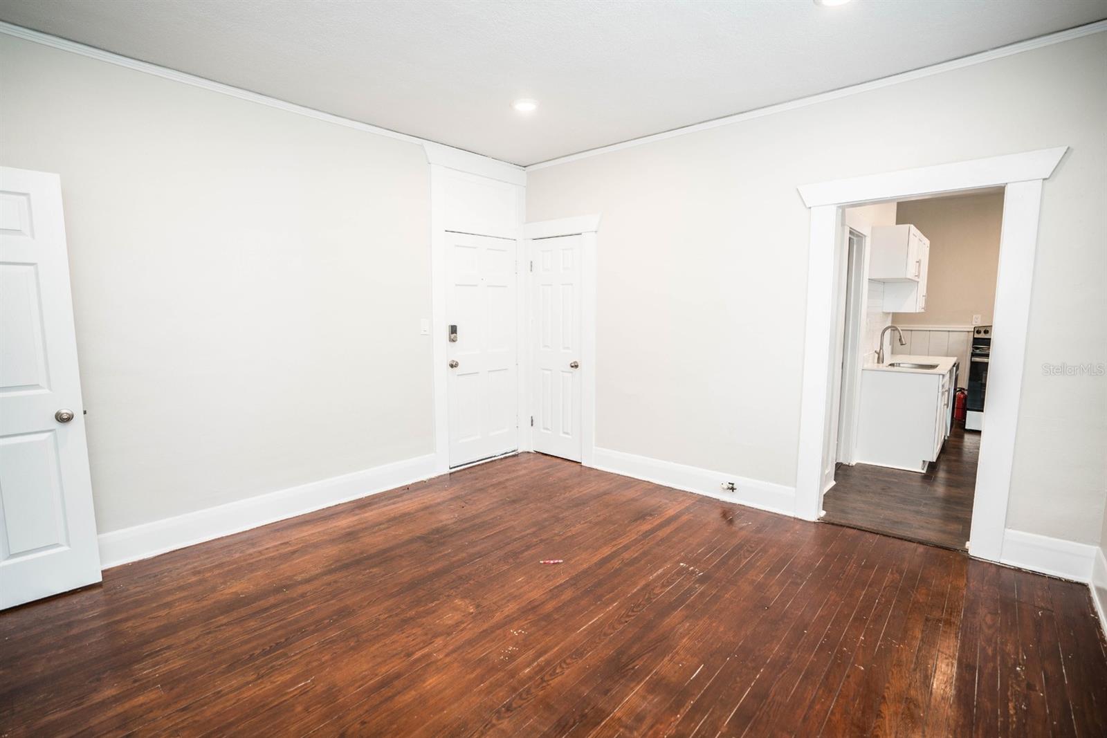 JEAN STREET FLATS - Residential Lease