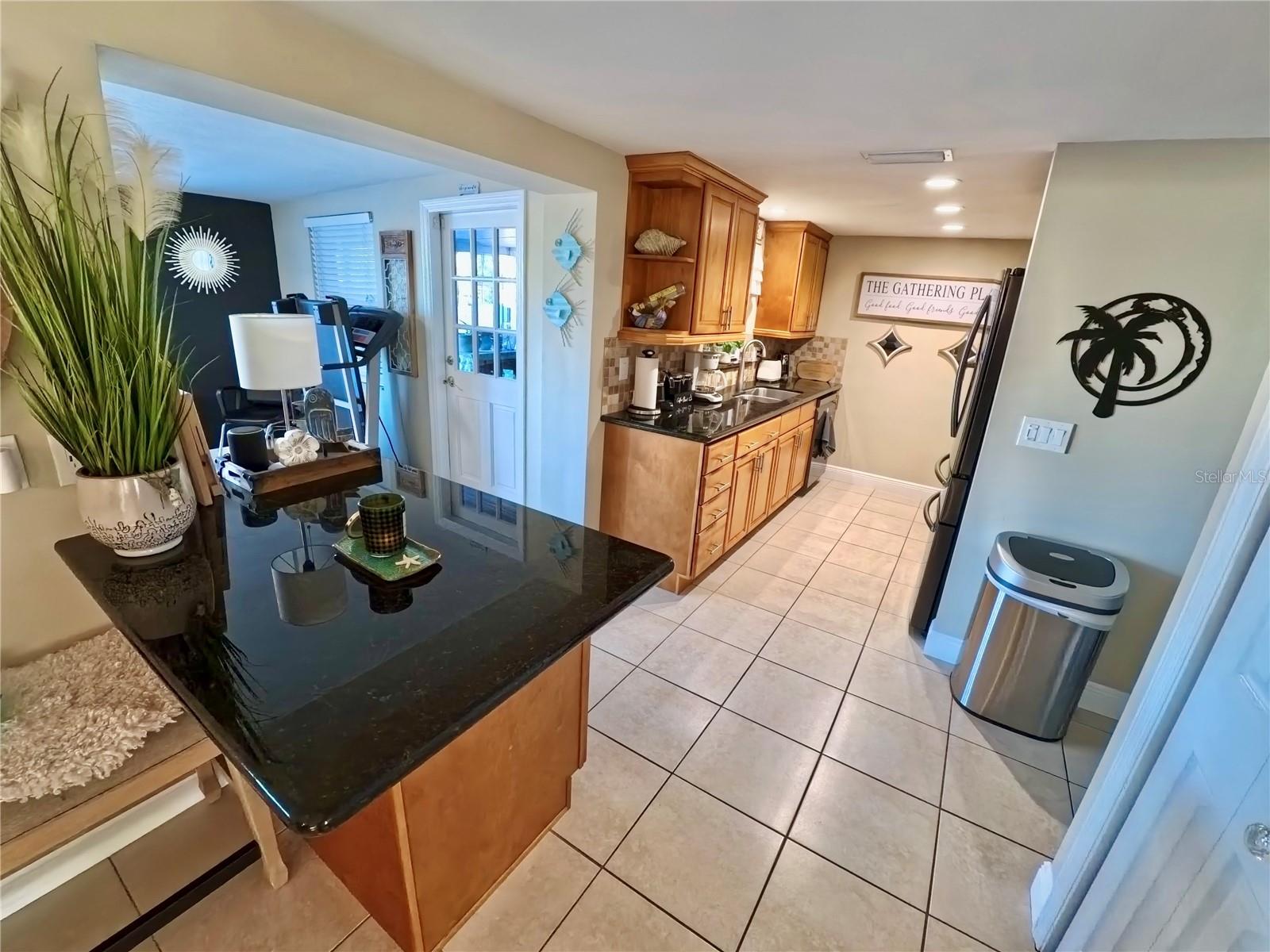 LEISURE BEACH - Residential