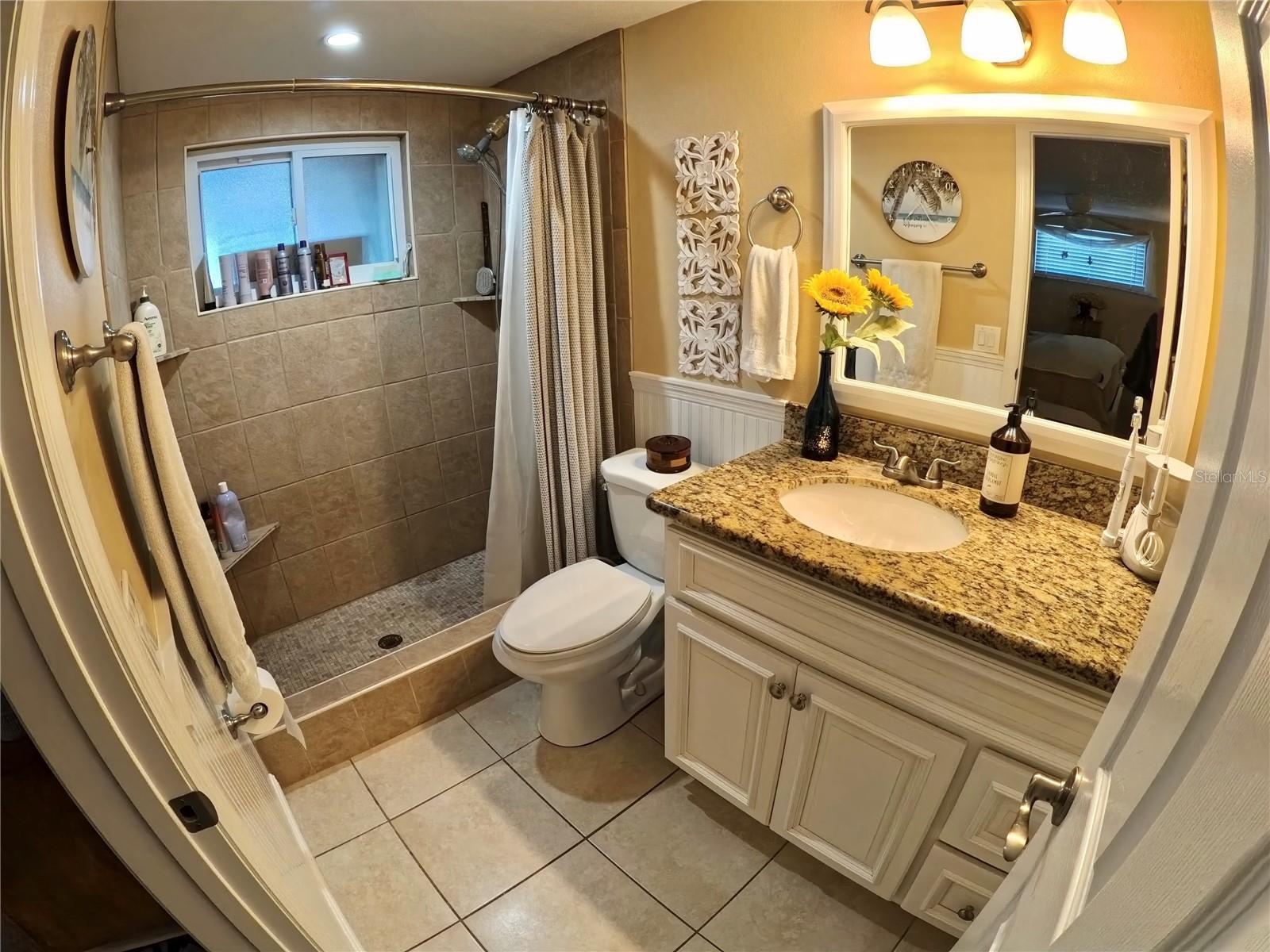 LEISURE BEACH - Residential