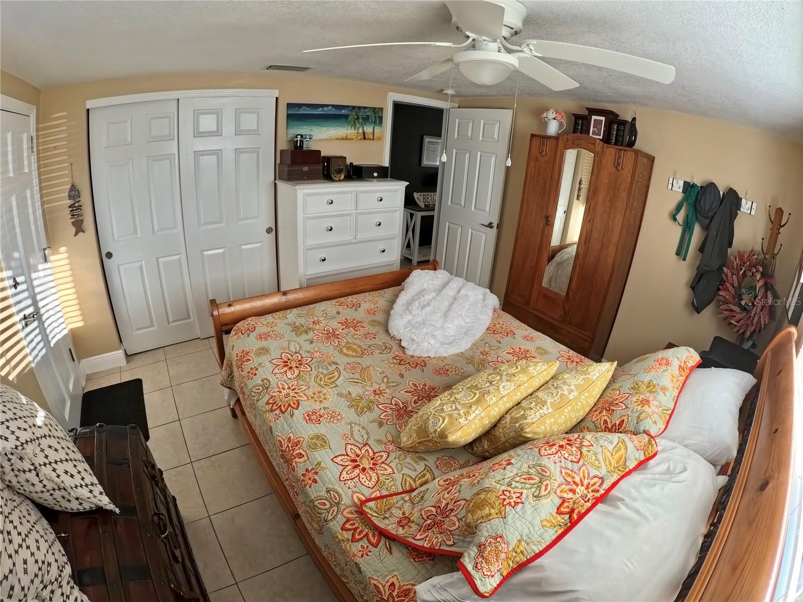 LEISURE BEACH - Residential