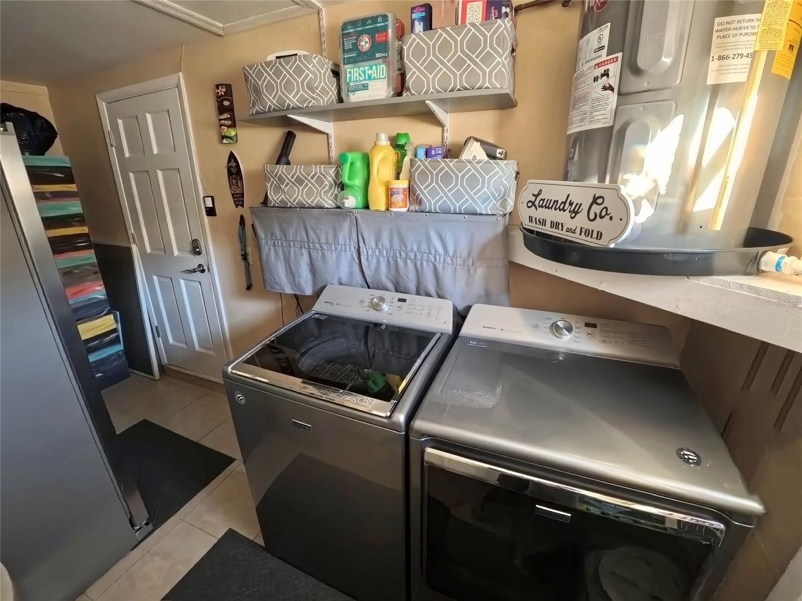 LEISURE BEACH - Residential