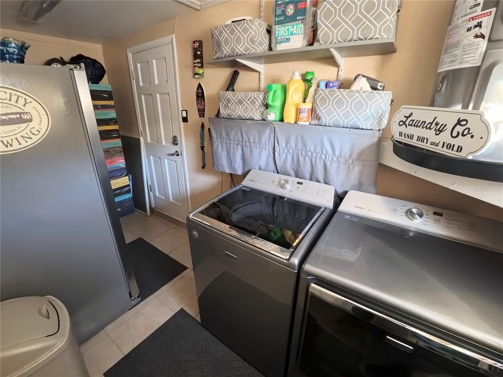 LEISURE BEACH - Residential