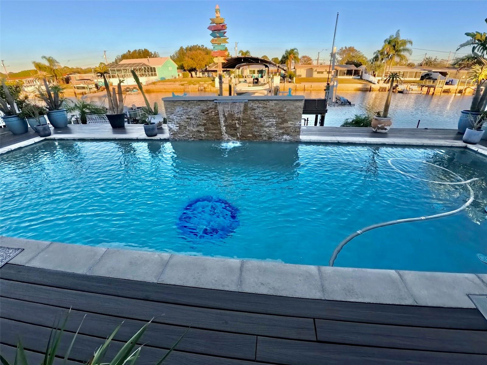 LEISURE BEACH - Residential