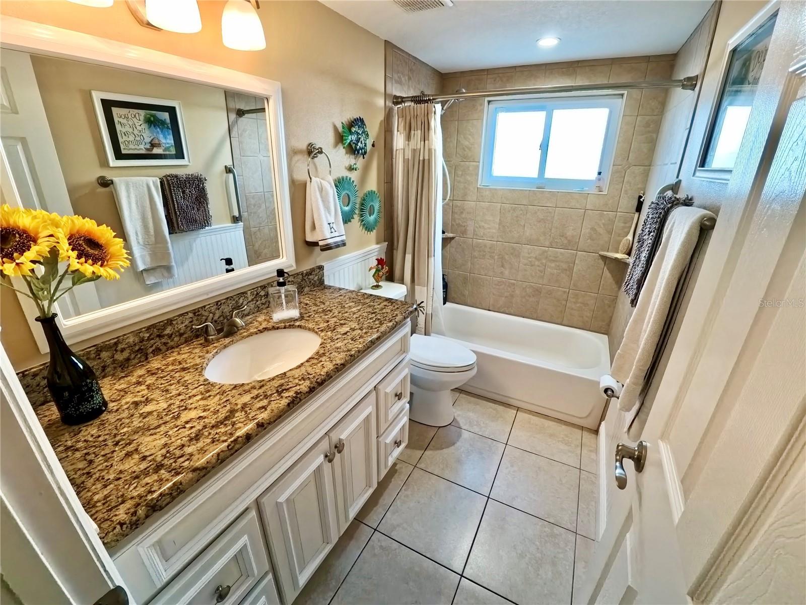 LEISURE BEACH - Residential