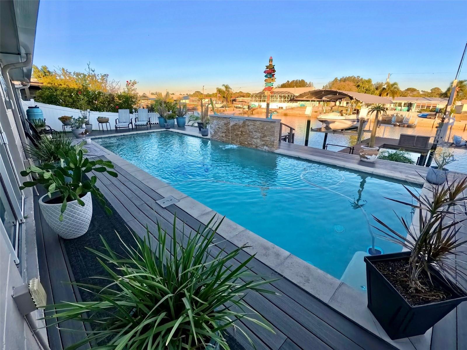 LEISURE BEACH - Residential