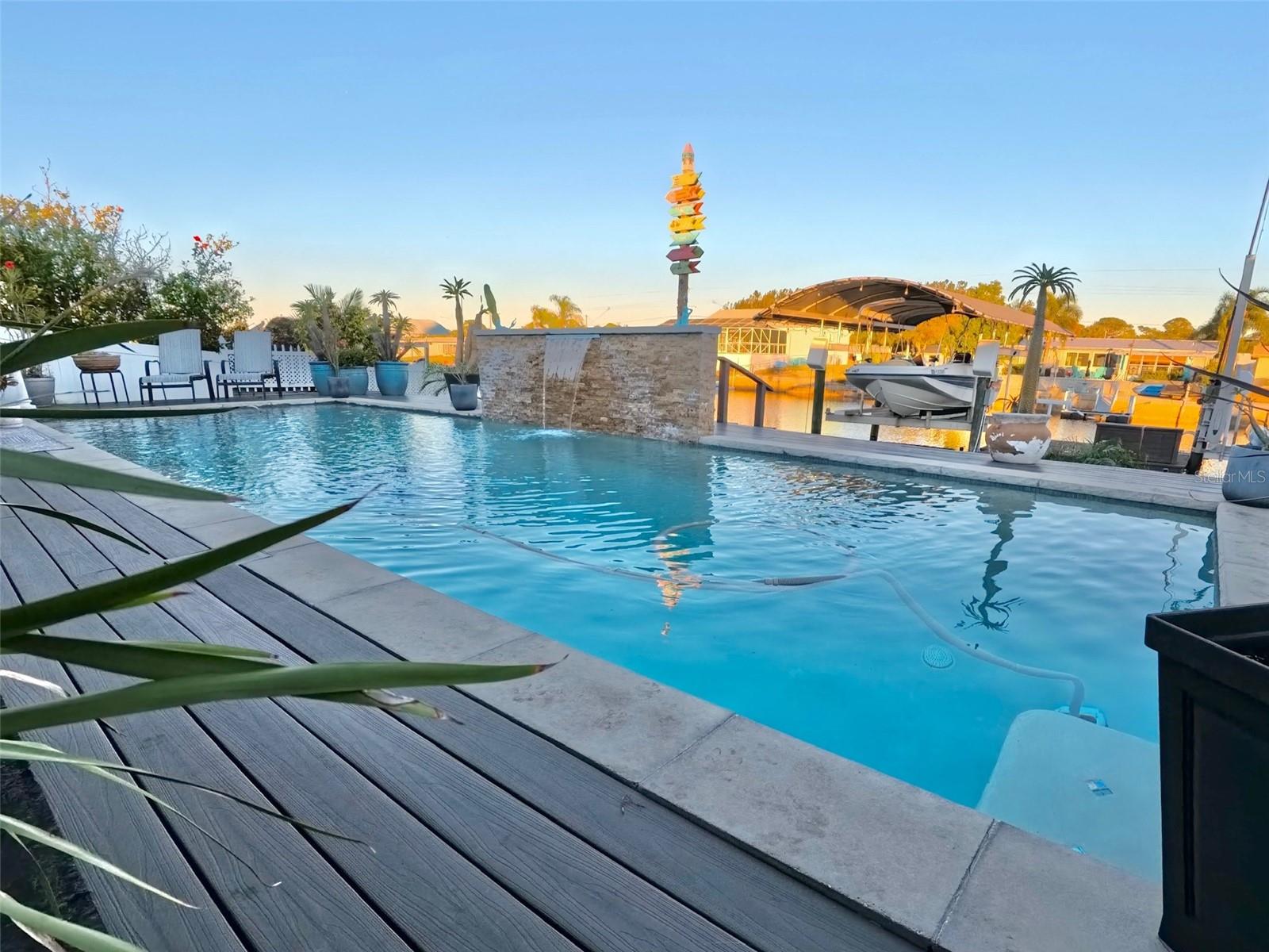 LEISURE BEACH - Residential