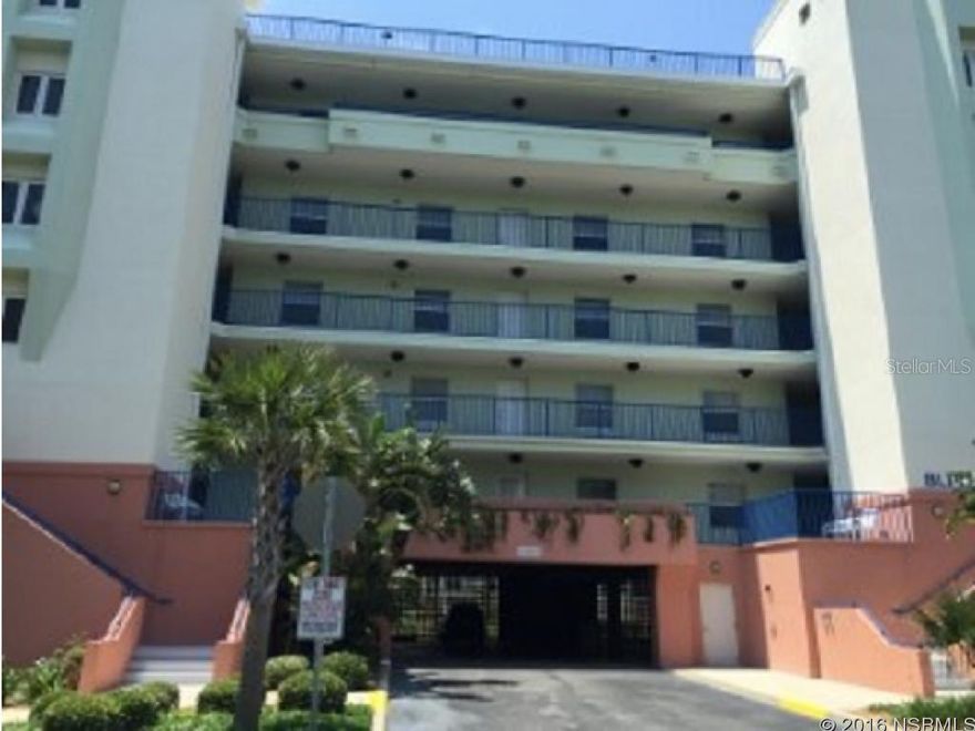 OCEANVIEW ONE OWNER & NEVER RENTED.  THIS 2/2 HAS A BEAUTIFUL VIEW OF THE LAKE/FOUNTAIN AS WELL AS AN OCEAN VIEW FROM THE SPARE BEDROOM. WHITE KITCHEN CABINETS, CEILING FANS THROUGHOUT, APPLIANCES, WASHER & DRYER ALL 2012. RETRACTABLE AWNINGS, VIEWS, AND LOUNGING MAKE THIS LARGE 21x10 BALCONY A PARADISE. SWIMMING POOLS, TENNIS COURTS, SHUFFLEBOARD, EXERCISE ROOM, & WALKING  TRAILS. ;LocationDescription: Condo ;Water: City