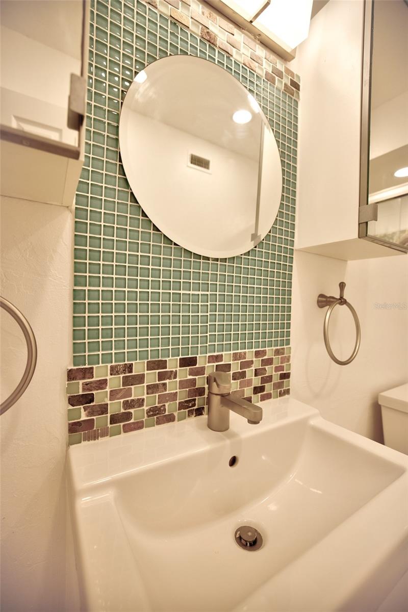 IMPERIAL POINT CONDO - Residential