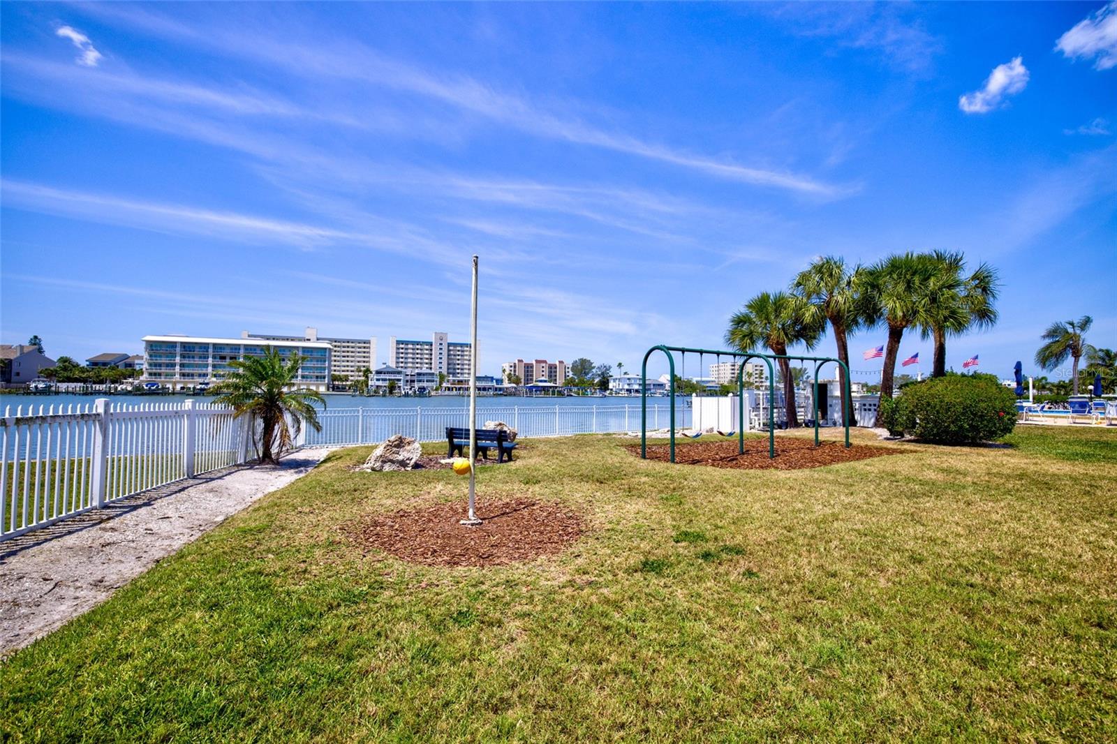 IMPERIAL POINT CONDO - Residential