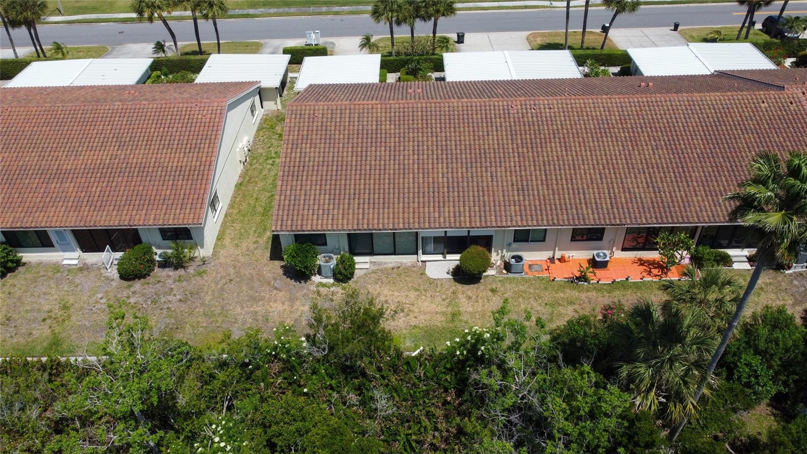 IMPERIAL POINT CONDO - Residential