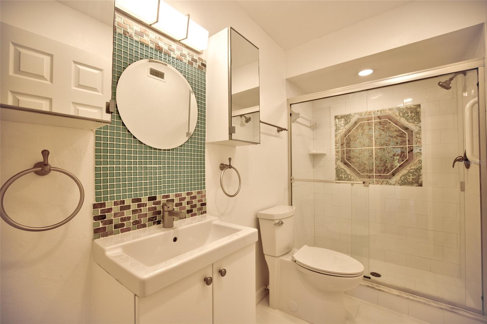 IMPERIAL POINT CONDO - Residential