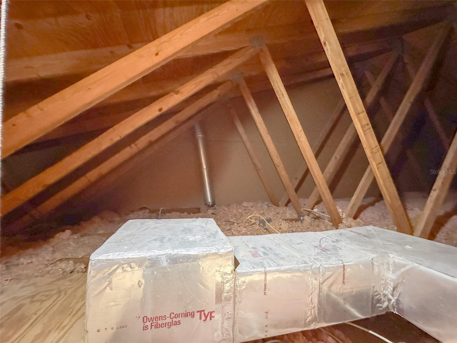 IMPERIAL POINT CONDO - Residential