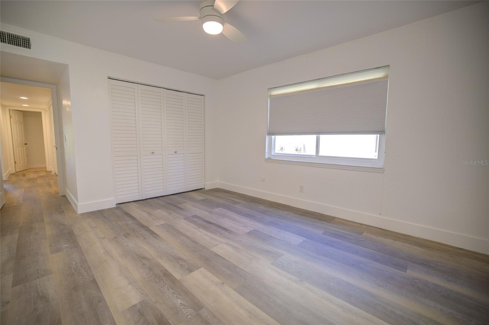 IMPERIAL POINT CONDO - Residential