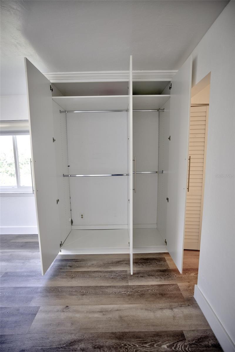 IMPERIAL POINT CONDO - Residential