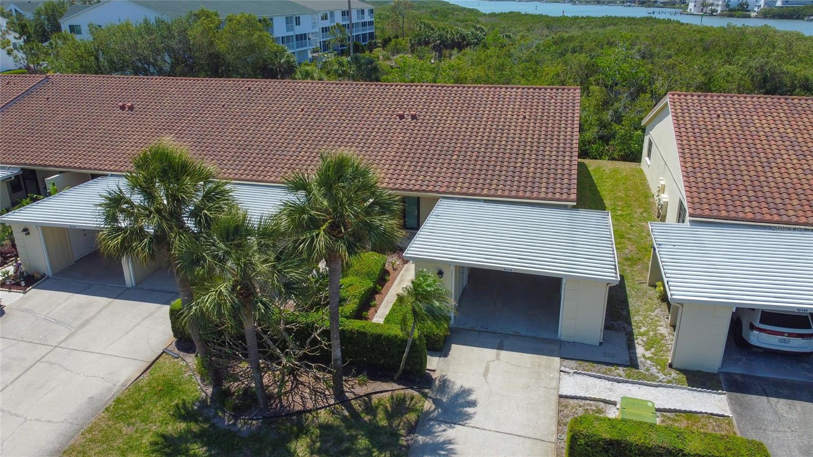 IMPERIAL POINT CONDO - Residential