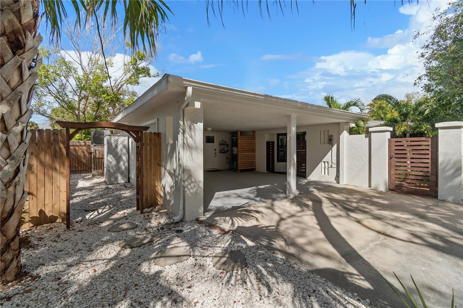 SIESTA REV OF - Residential