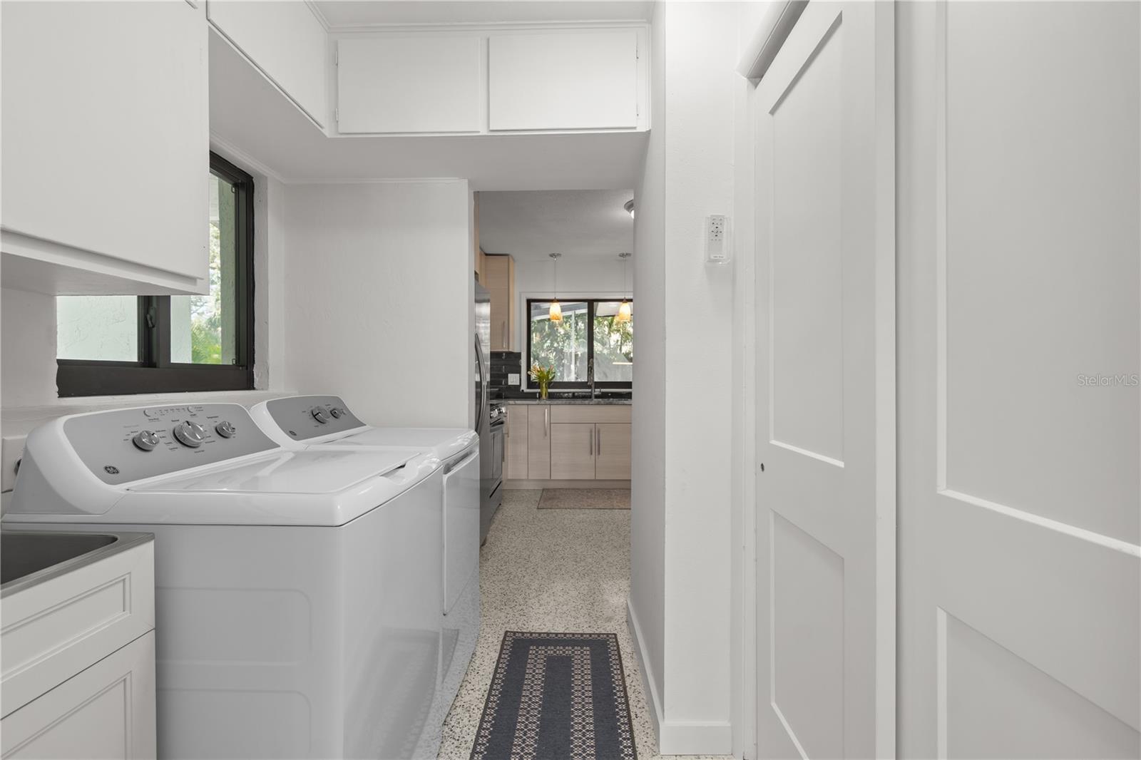 SIESTA REV OF - Residential