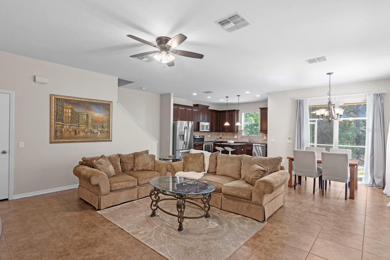 SOUTH HAMPTON - Residential