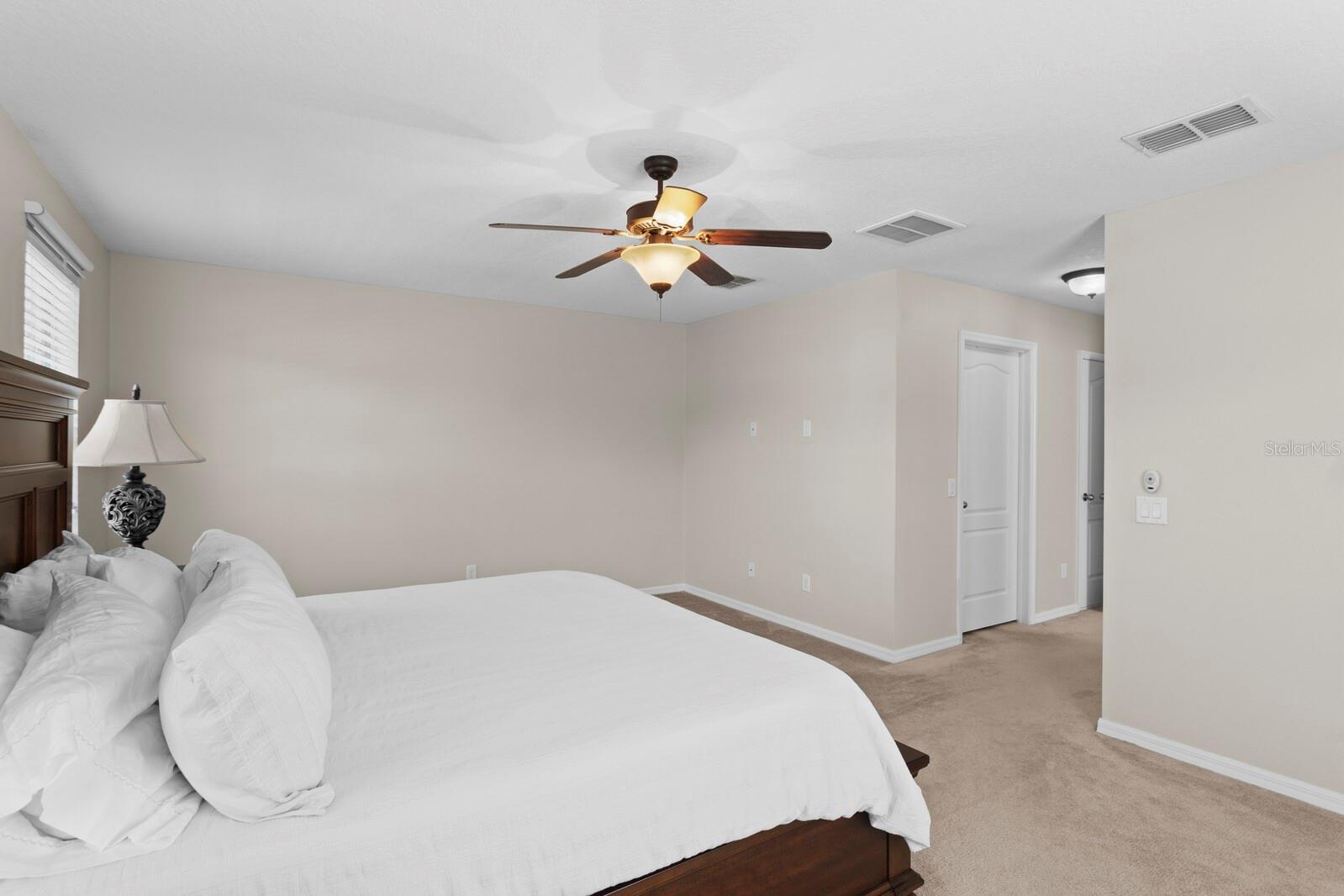 SOUTH HAMPTON - Residential