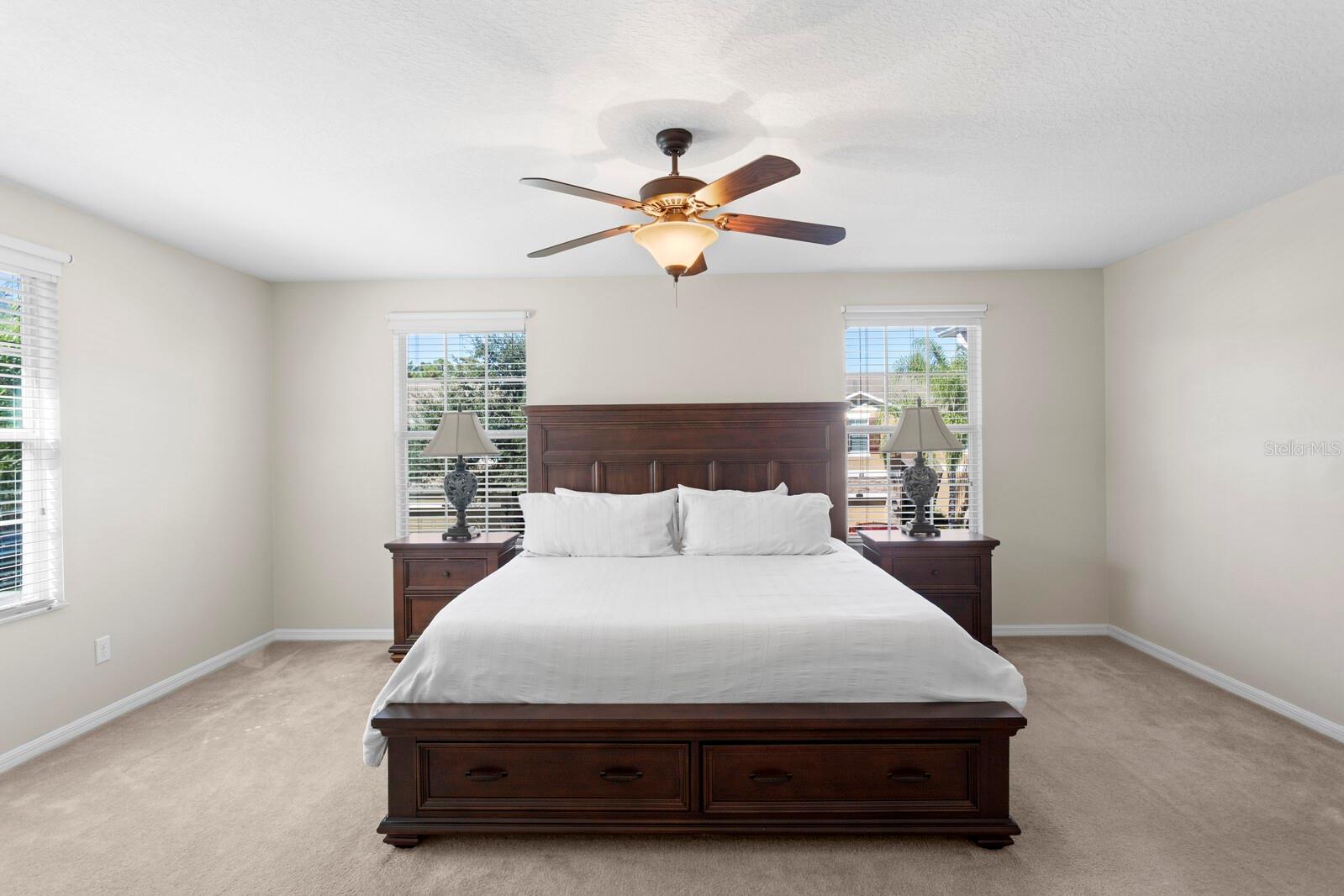 SOUTH HAMPTON - Residential