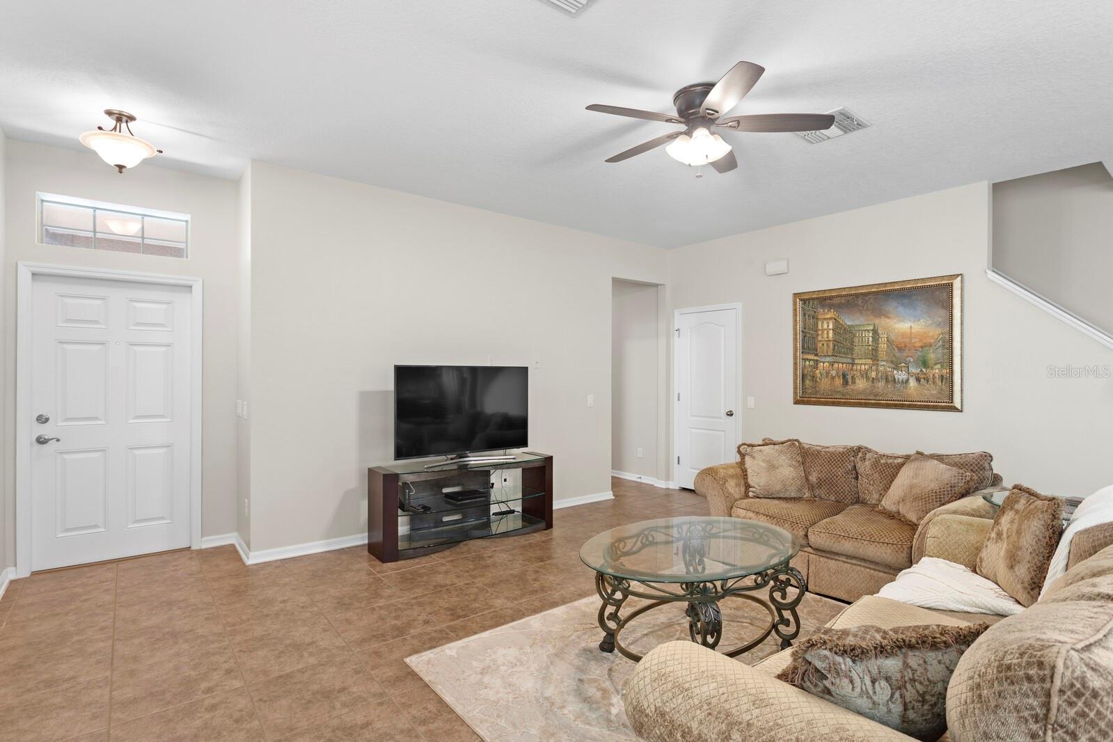 SOUTH HAMPTON - Residential