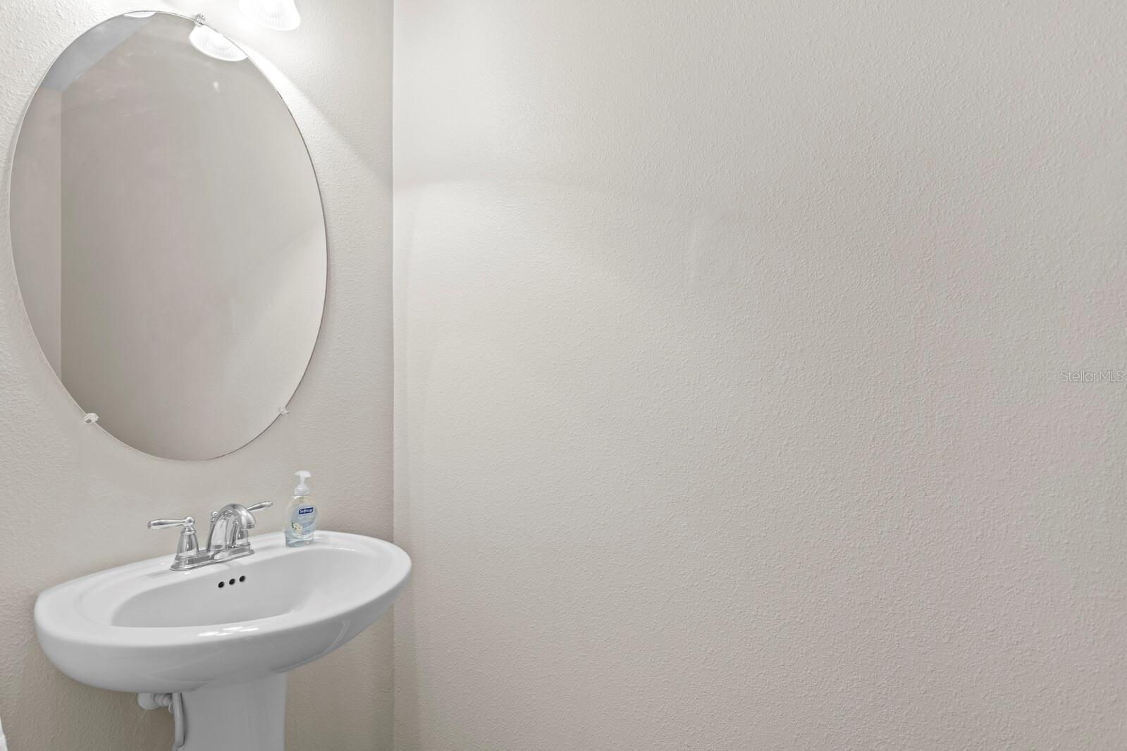 SOUTH HAMPTON - Residential