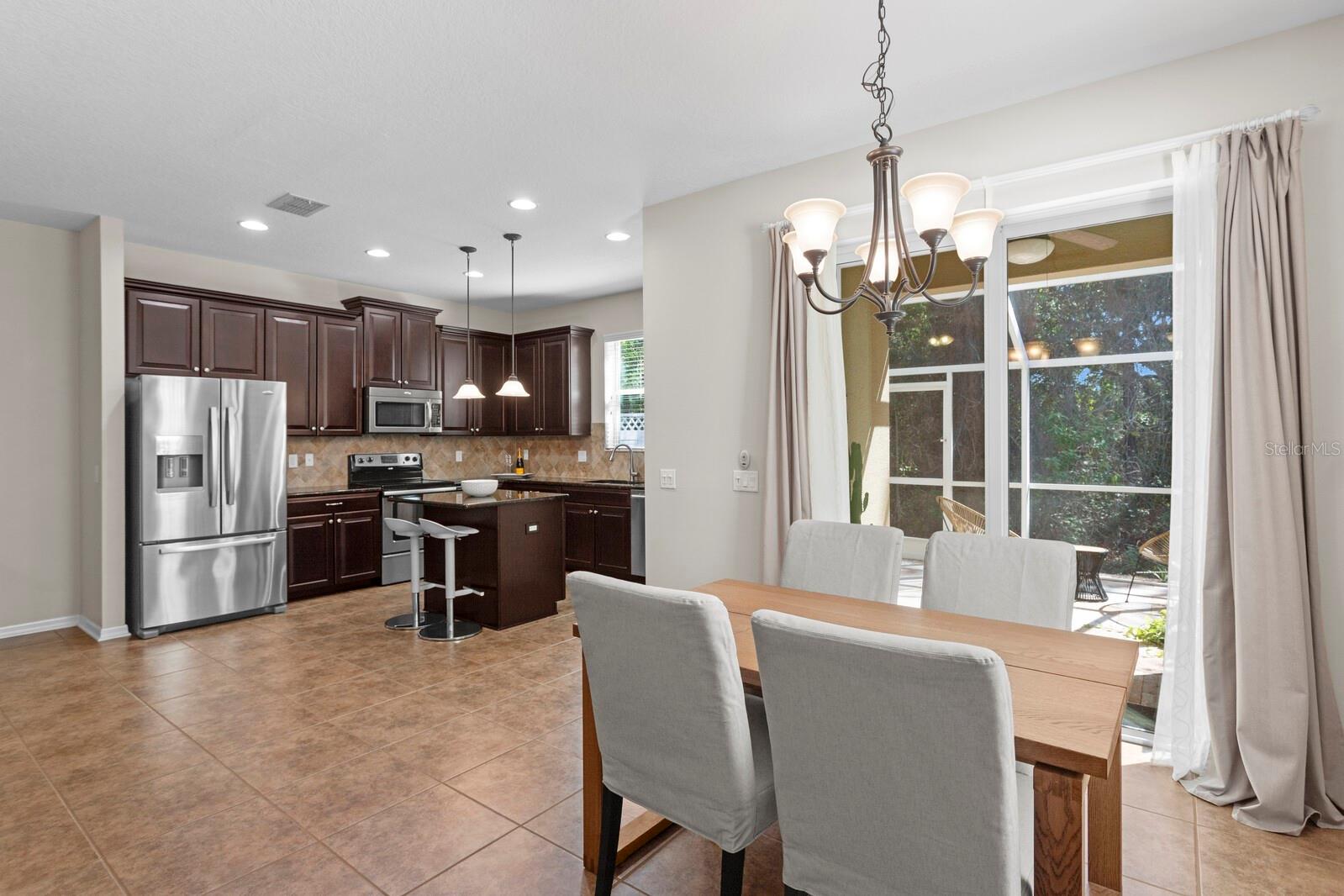 SOUTH HAMPTON - Residential