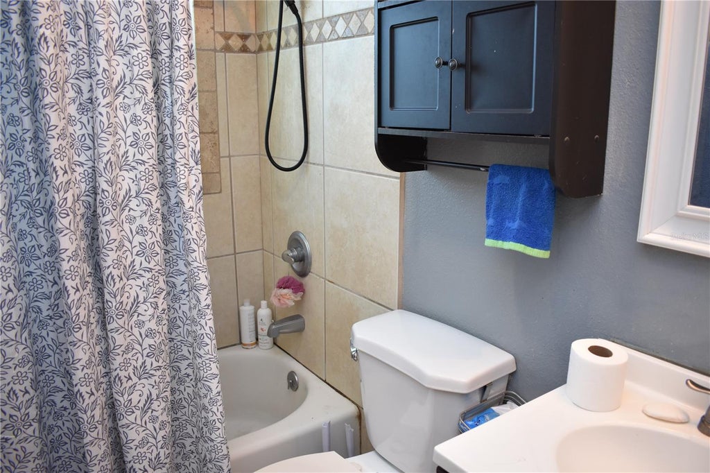 Photo of 321 45th Street Court W, Palmetto, FL 34221 (MLS # A4708351)