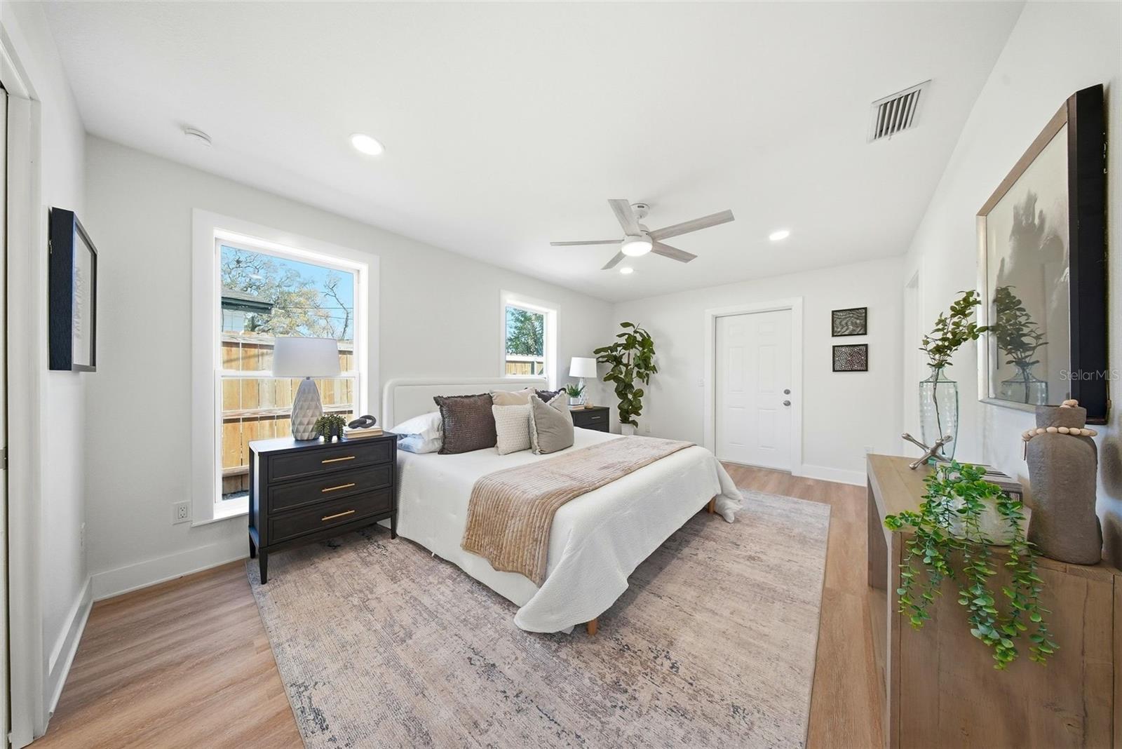 DREW MANOR - Residential