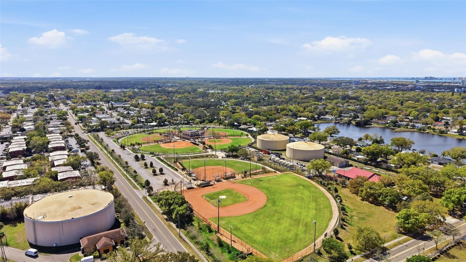 DREW MANOR - Residential