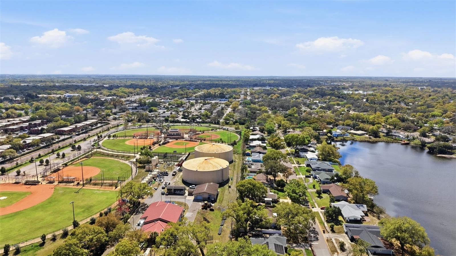 DREW MANOR - Residential