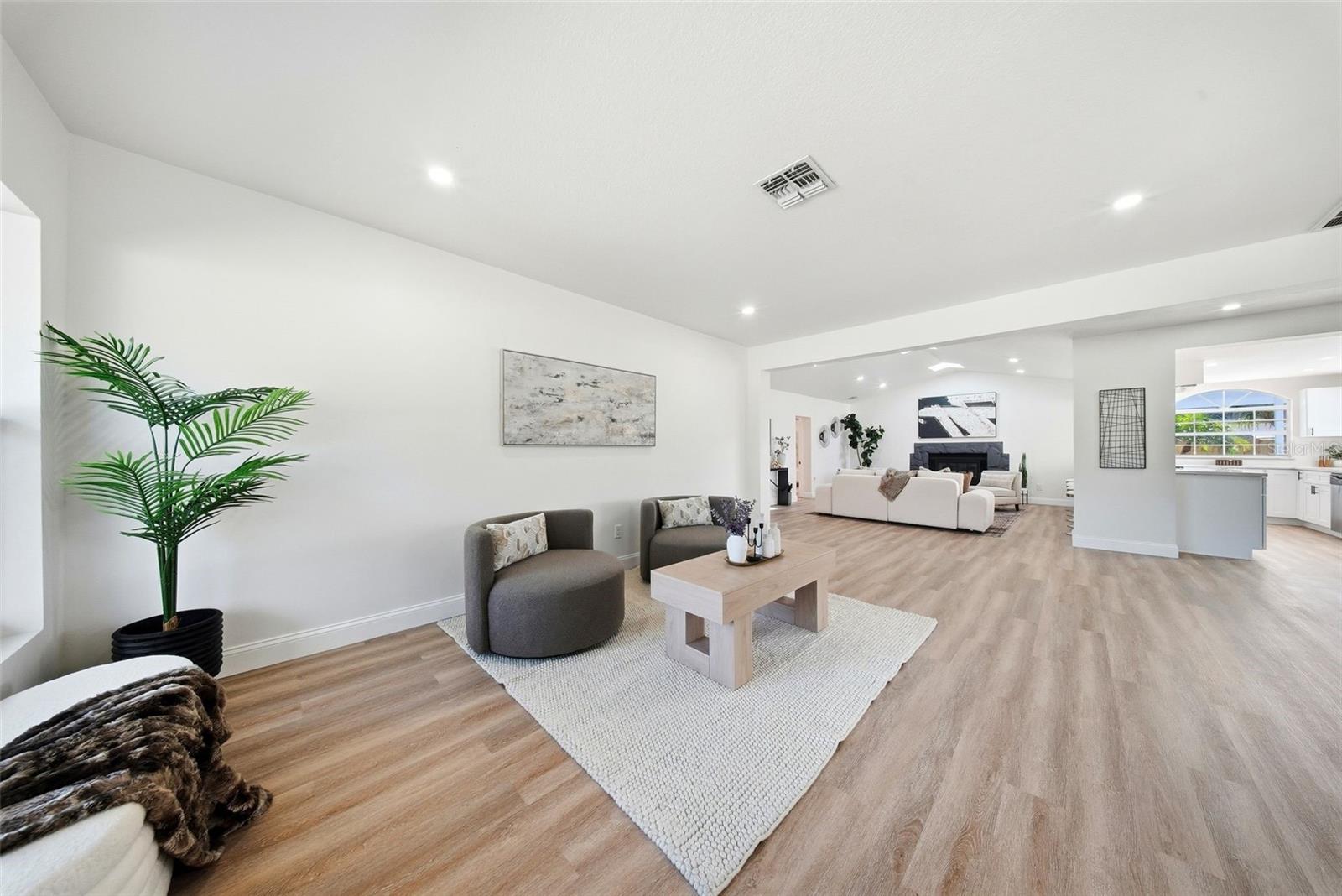 DREW MANOR - Residential