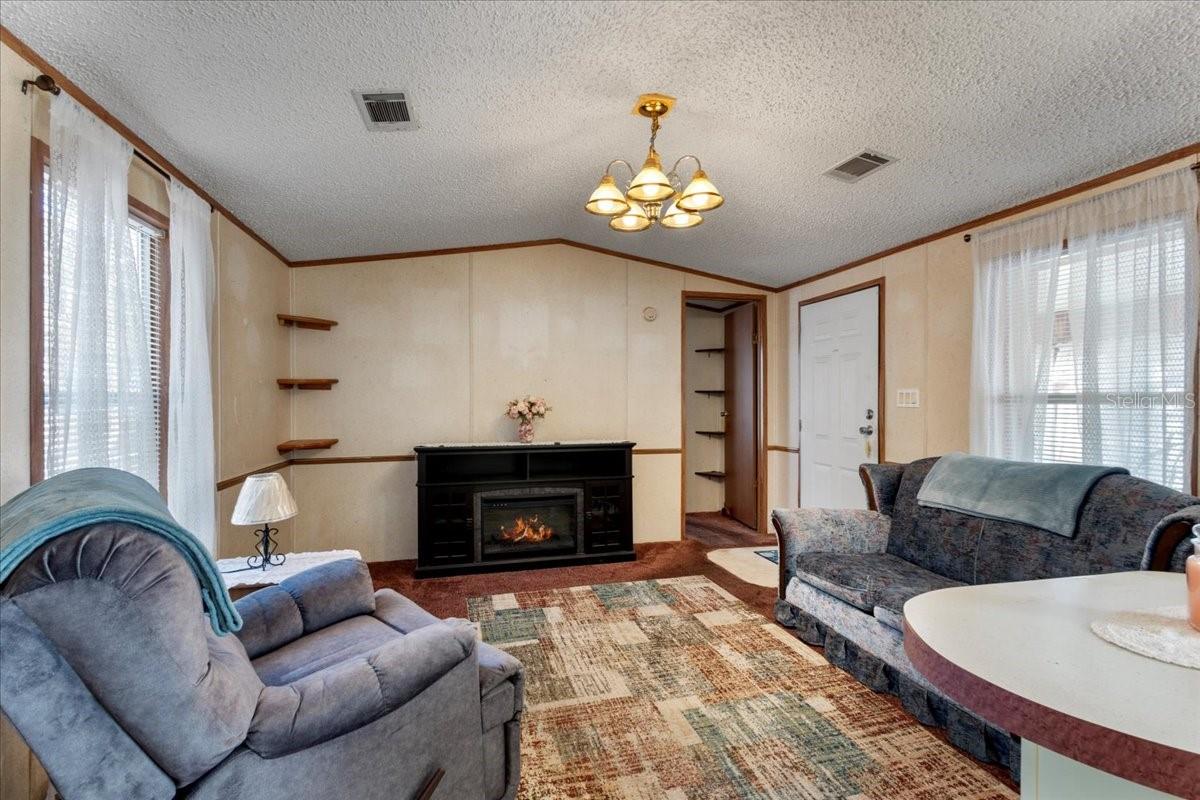 SUWANNEE GARDENS - Residential